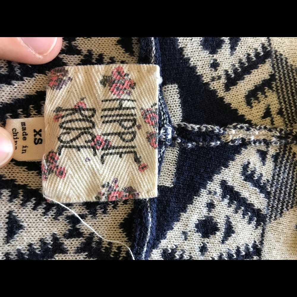 Vest - Picture 2 of 3